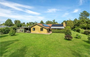 Lovely Home In Idestrup With Wifi Bogø By